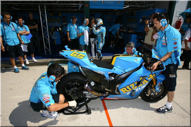 motogp-capirossi_12