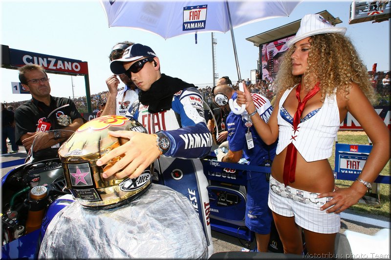 motogp-lorenzo_06