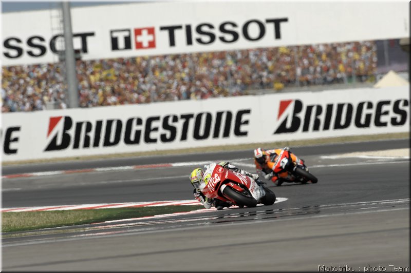 motogp_sanmarin2008_23