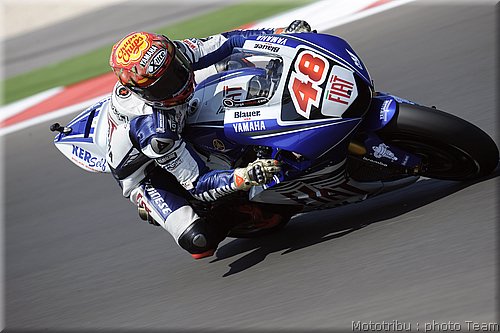 motogp-lorenzo_09.jpg