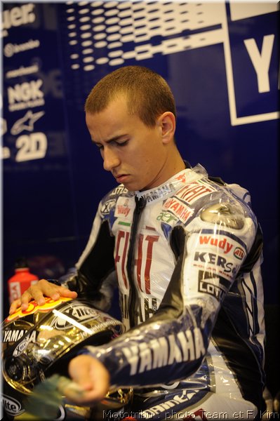 motogp_lorenzo_03