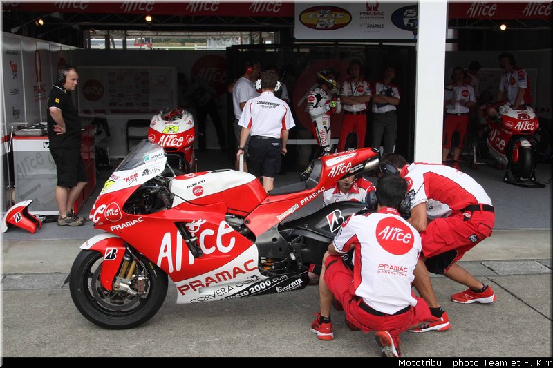 motogp_guintoli_09