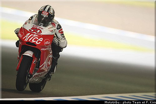 motogp_guintoli_02.jpg