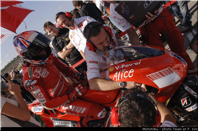 motogp_stoner_08