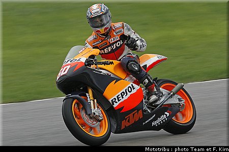250_simon_04.jpg
