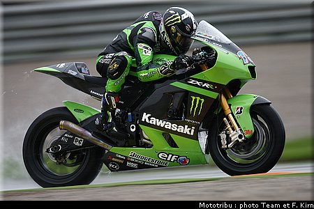motogp_hopkins_08.jpg