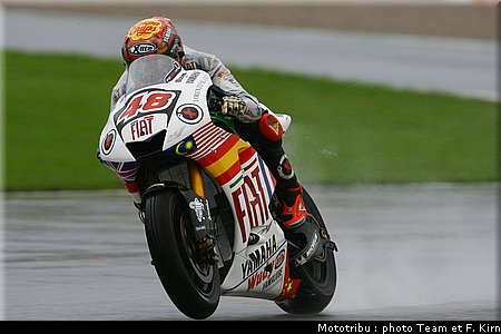 motogp_lorenzo_05.jpg