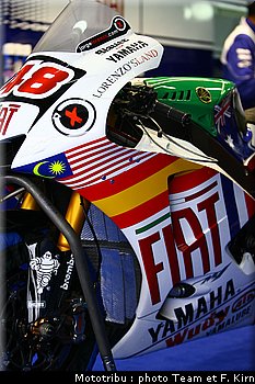 motogp_lorenzo_08.jpg