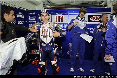 motogp_lorenzo_23.jpg