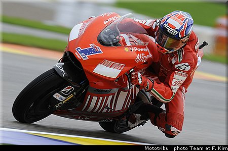motogp_stoner_12.jpg