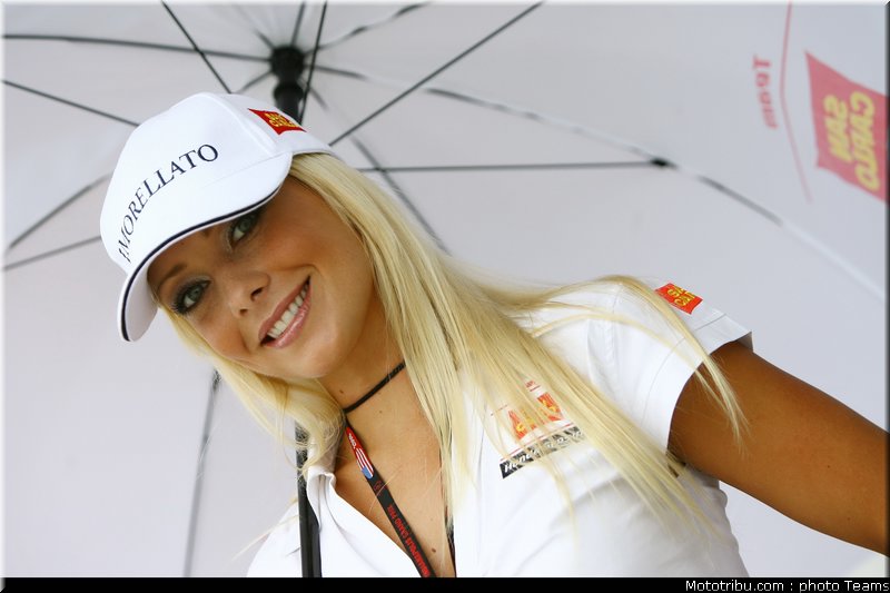 pitbabes_motogp_2008_0124