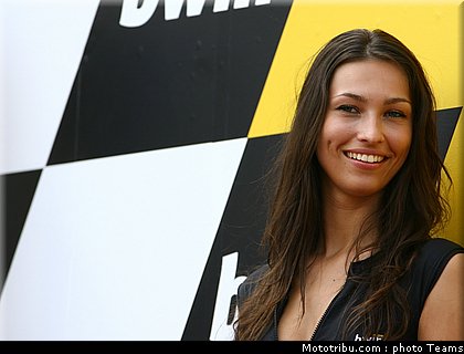 pitbabes_motogp_2008_0003.jpg