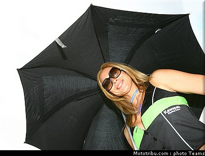 pitbabes_motogp_2008_0016.jpg