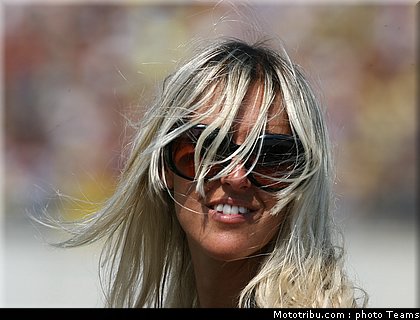 pitbabes_motogp_2008_0051.jpg