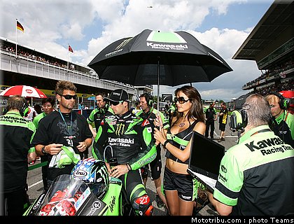 pitbabes_motogp_2008_0052.jpg