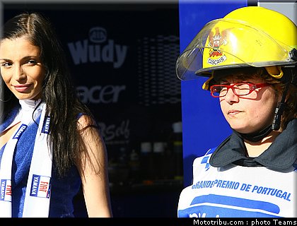 pitbabes_motogp_2008_0076.jpg