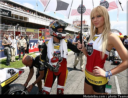 pitbabes_motogp_2008_0096.jpg