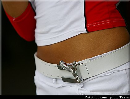 pitbabes_motogp_2008_0127.jpg