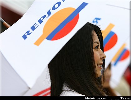 pitbabes_motogp_2008_0143.jpg