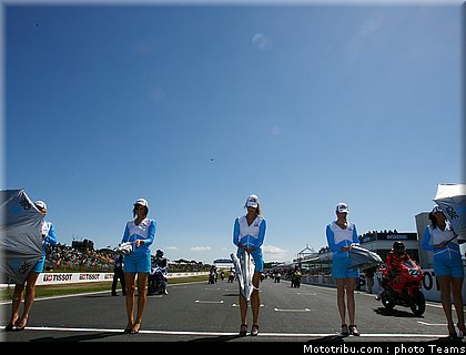 pitbabes_motogp_2008_0190.jpg