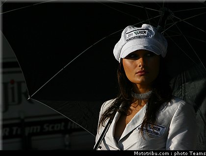 pitbabes_motogp_2008_0202.jpg