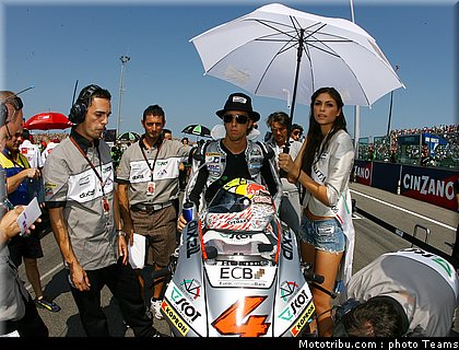 pitbabes_motogp_2008_0304.jpg