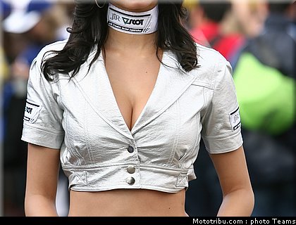 pitbabes_motogp_2008_0385.jpg