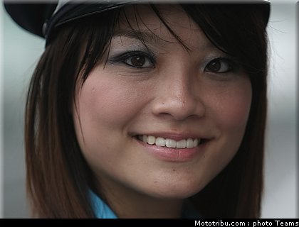 pitbabes_motogp_2008_0523.jpg