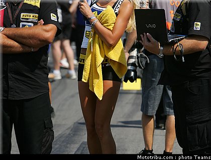 pitbabes_motogp_2008_0536.jpg