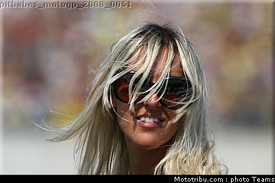 pitbabes_motogp_2008_0051.jpg