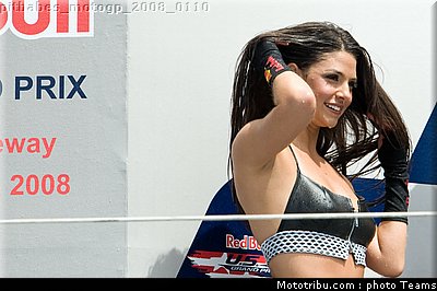 pitbabes_motogp_2008_0110.jpg