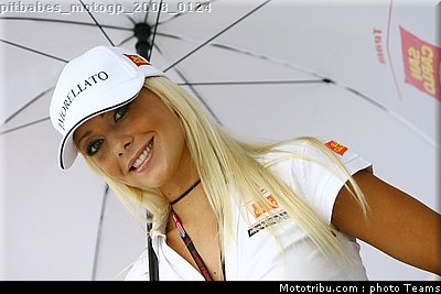 pitbabes_motogp_2008_0124.jpg