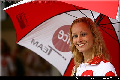 pitbabes_motogp_2008_0151.jpg