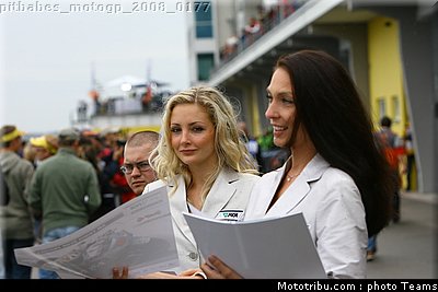 pitbabes_motogp_2008_0177.jpg