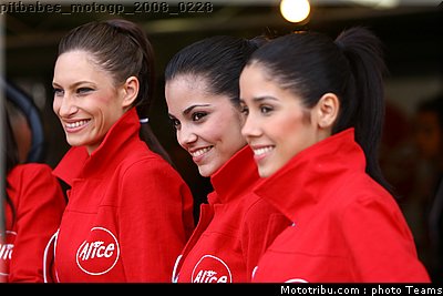 pitbabes_motogp_2008_0228.jpg