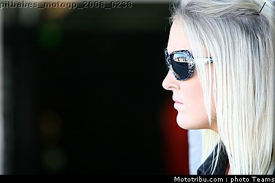 pitbabes_motogp_2008_0238.jpg