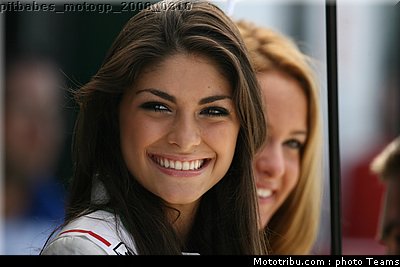 pitbabes_motogp_2008_0310.jpg