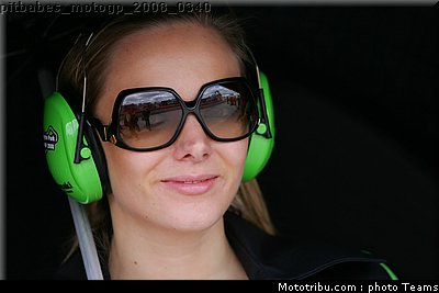 pitbabes_motogp_2008_0340.jpg