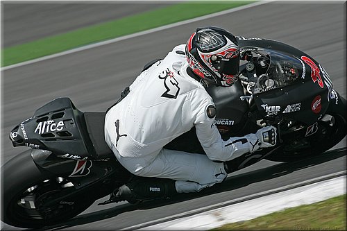 guintoli-2.jpg