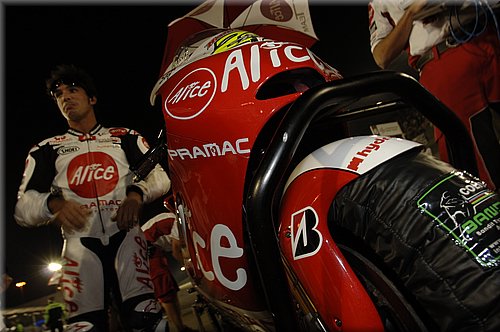 038bridgestone_qatar2008_09.jpg
