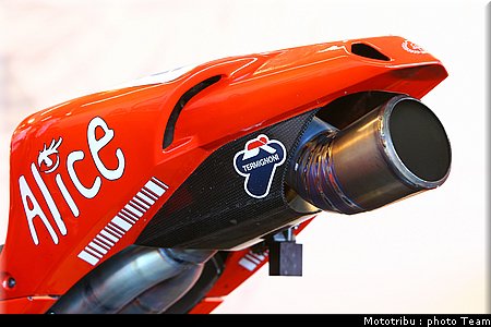 ducati_08.jpg