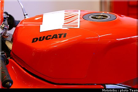 ducati_09.jpg