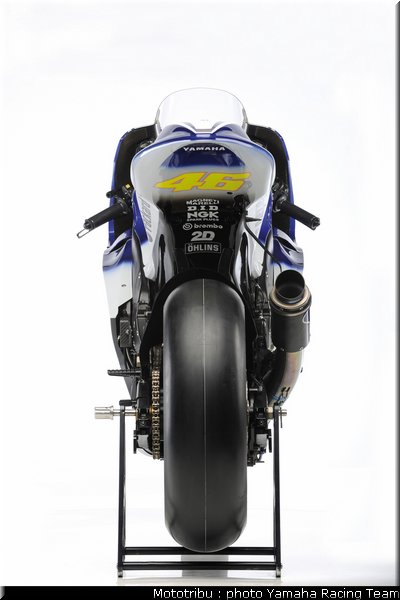 016_yamaha_m1_rossi_7