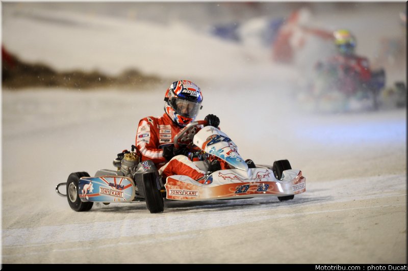 ducati_vrooom_2010_008