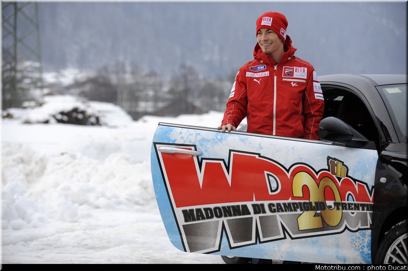 ducati_vrooom_2010_015