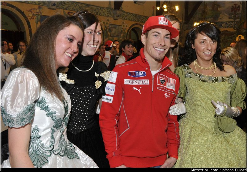 ducati_vrooom_2010_022