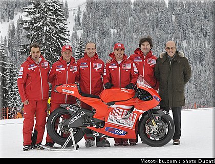 ducati_vrooom_2010_007.JPG