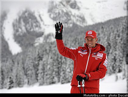 ducati_vrooom_2010_018.jpg