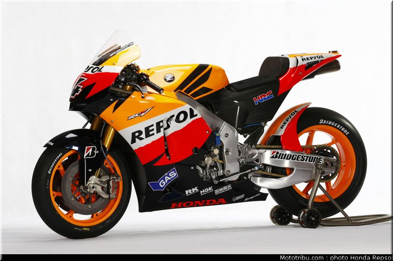 honda_repsol_hrc_motogp_2010_018