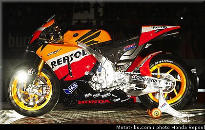 honda_repsol_hrc_motogp_2010_009.JPG